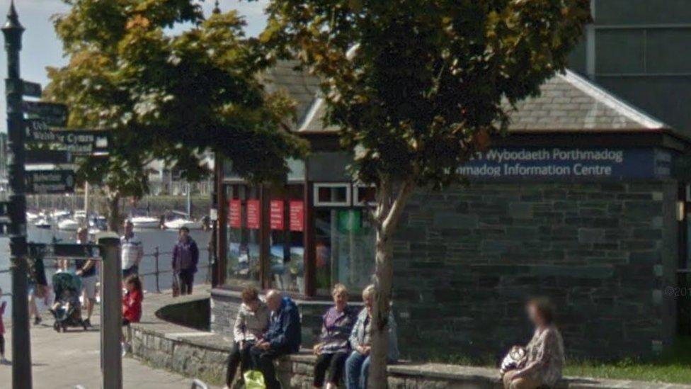 Porthmadog's centre could stay open by collaborating with the neighbouring community centre