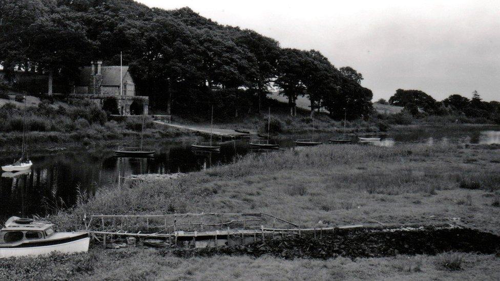 Old photograph of snipes at Crom in County Fermanagh