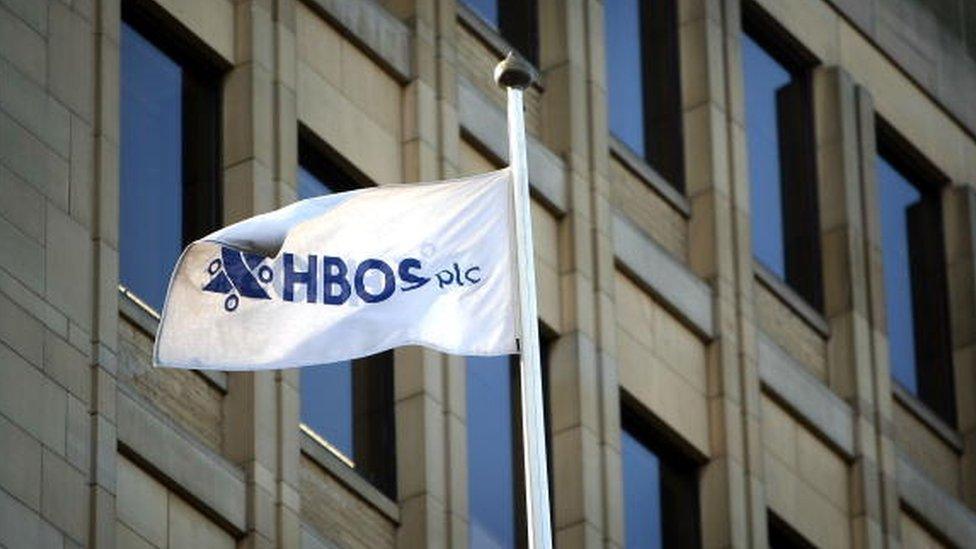 Flag displaying the old HBOS logo