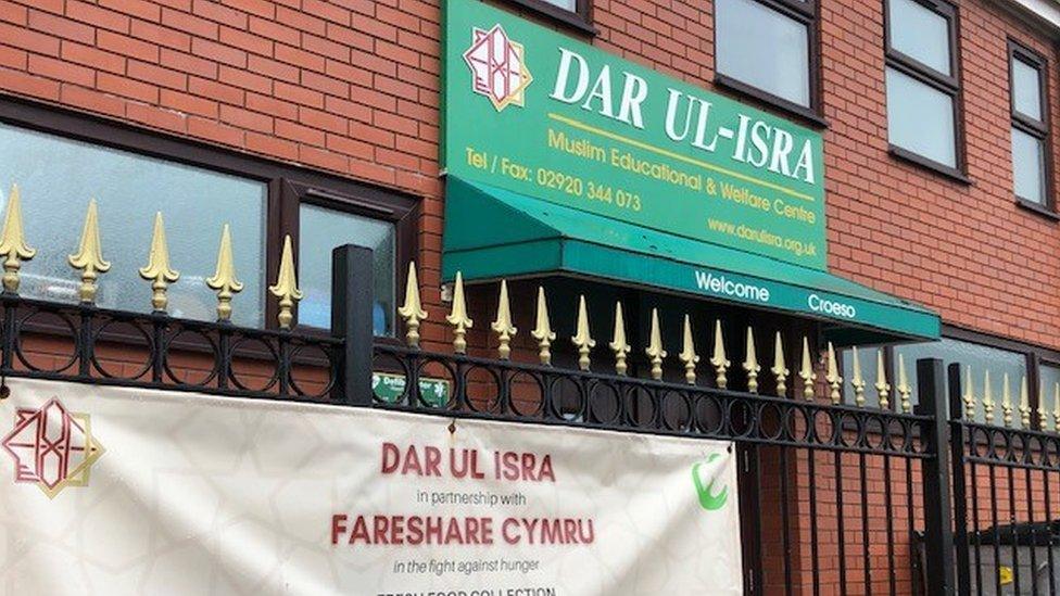 Mosg Dar-ul Isra, Cathays