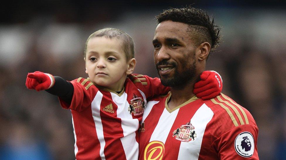 Bradley Lowery with Jermain Defoe