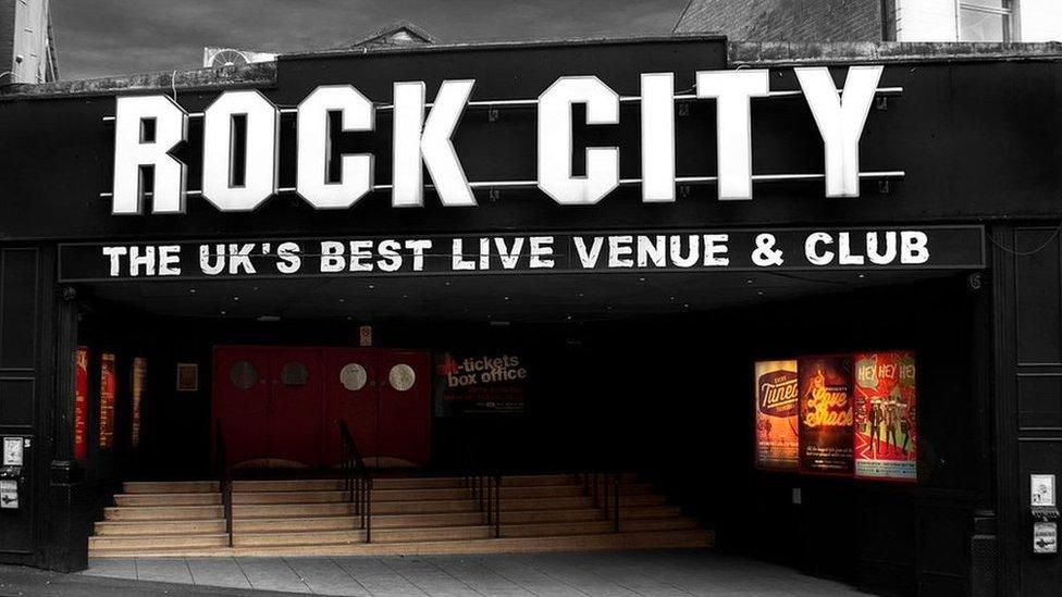 Rock City entrance