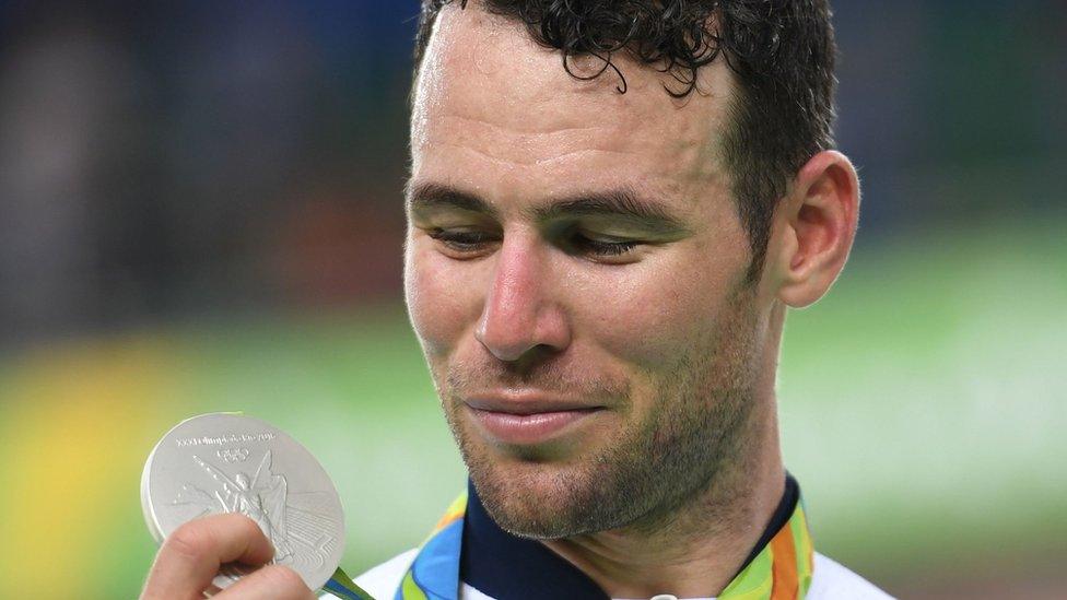 Mark Cavendish with silver medal