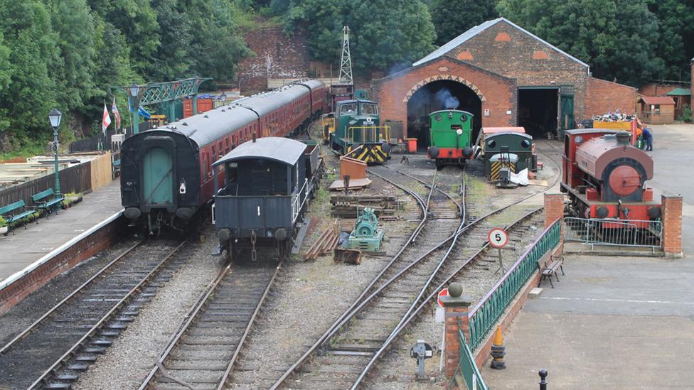 Trains on Elsecar Heritage Railway