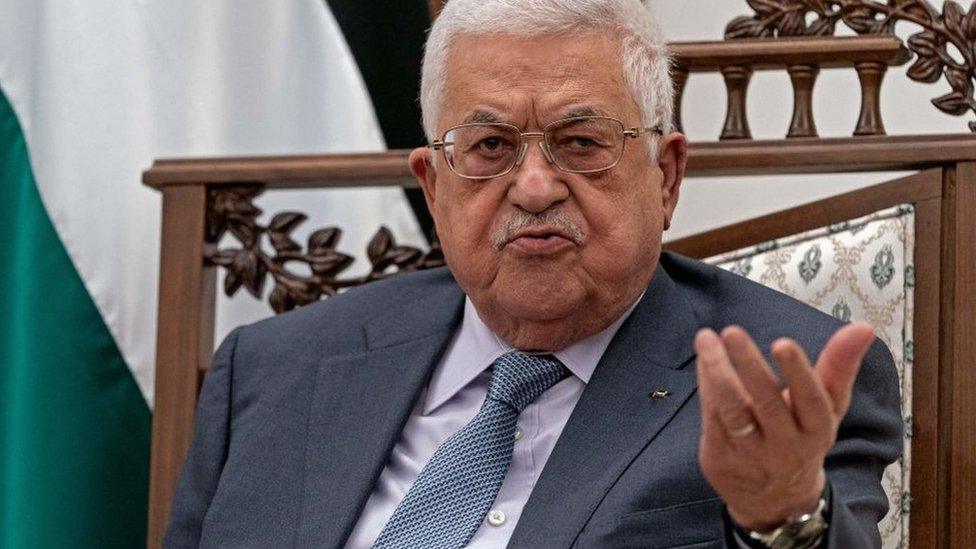 File photo of Mahmoud Abbas speaking during a meeting with US Secretary of State Antony Blinken in Ramallah (25 May 2021)