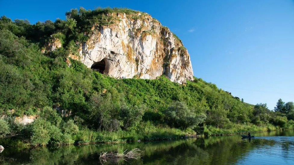 Chagyrskaya Cave