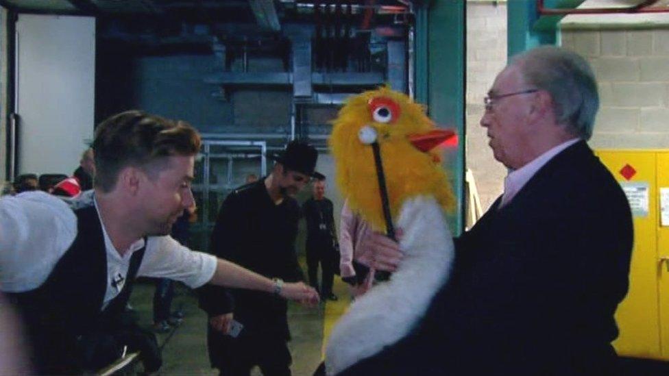 Bernie Clifton (right) with Ricky Wilson (left)
