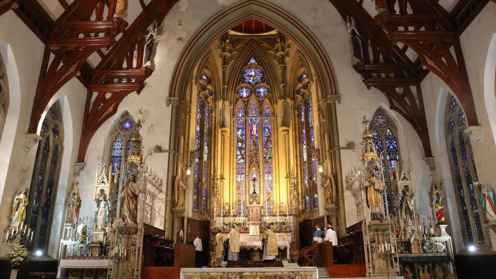 St Walburge's Church interior