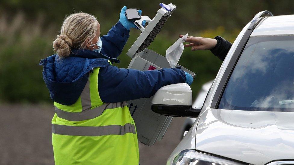 Mobile testing unit in Glasgow