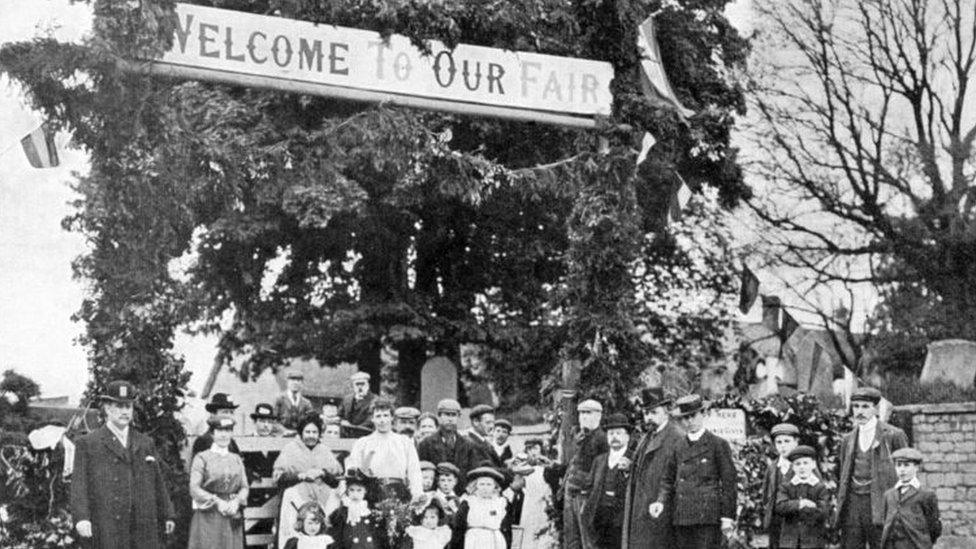 1902 Corby Pole Fair