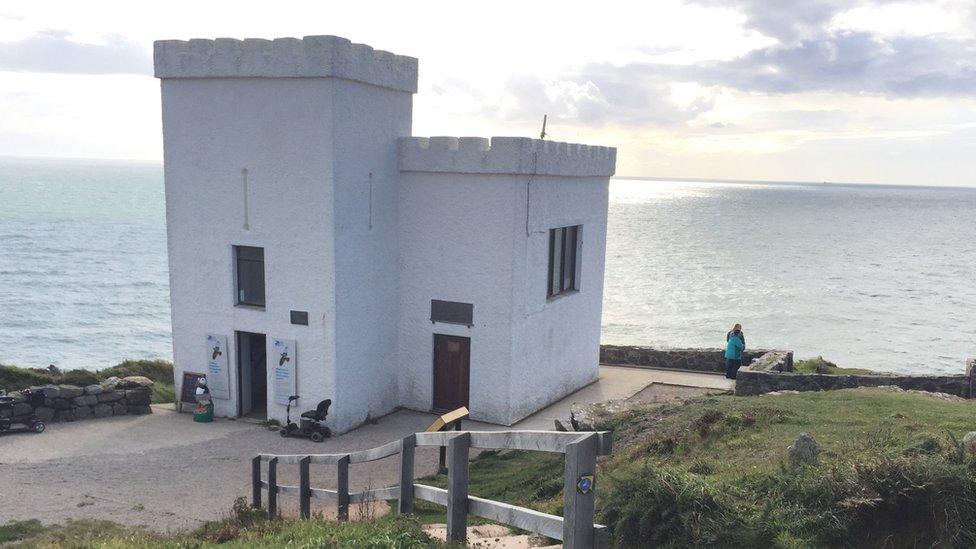 Elin's Tower, Holy Island