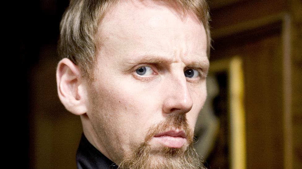 Ewen Bremner