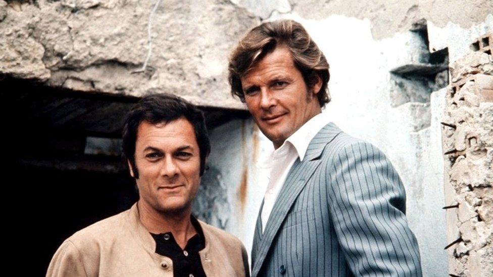 Tony Curtis & roger Moore in The Persuaders