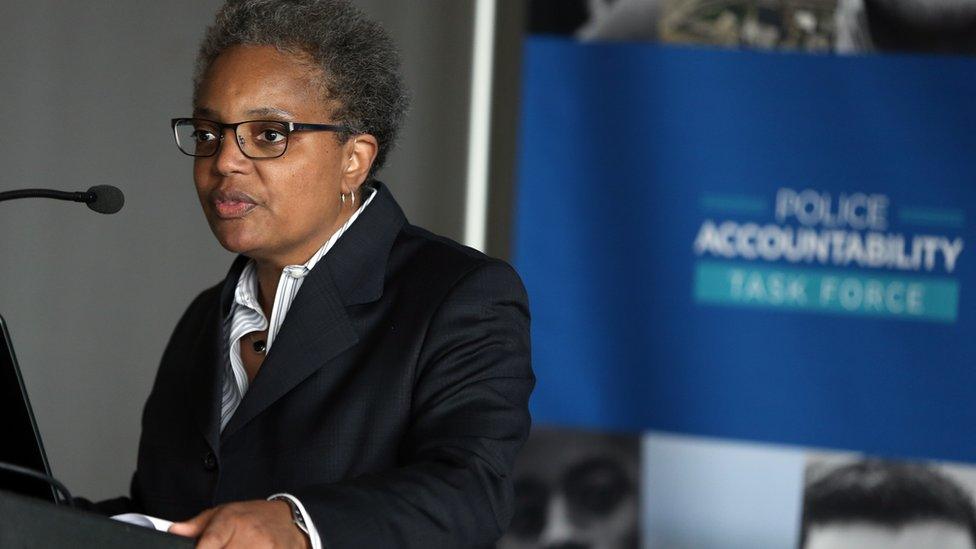 Task Force on Police Accountability Chair Lori Lightfoot speaks during news conference at Harold Washington Library Center in Chicago on Wednesday, April 13, 2016