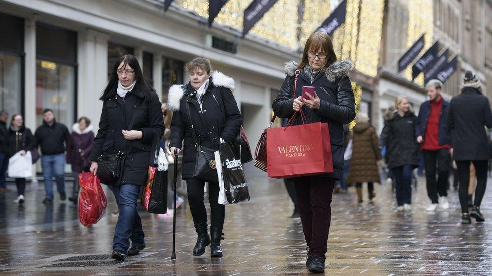 Shoppers on Buchanan Street