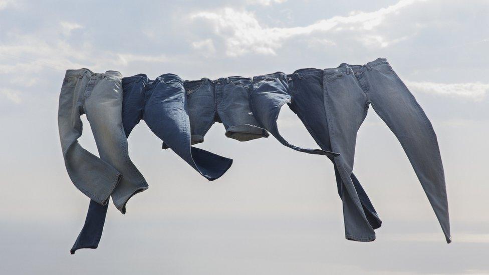 jeans-in-the-sunshine.