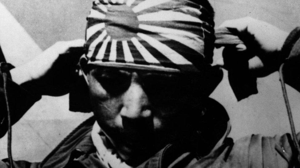 Japanese-kamikaze-pilot.