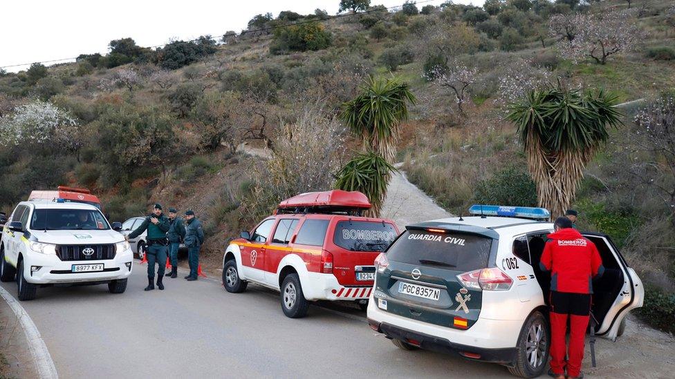 Rescuers at scene, 14 Jan 19