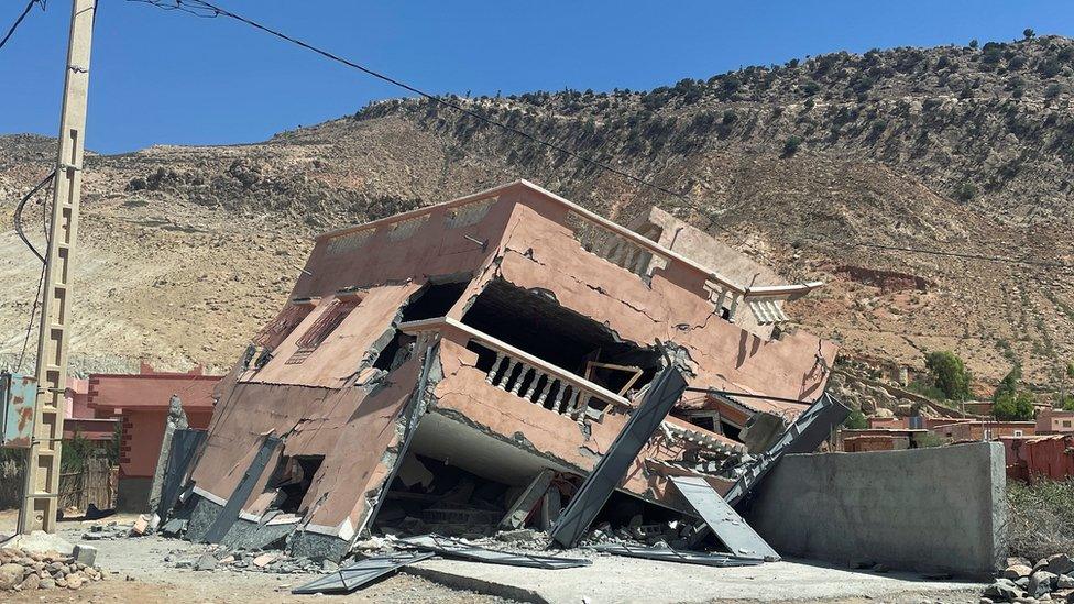 Collapsed building on the road between Amizmiz and Ouirgane, 9 Sep 23