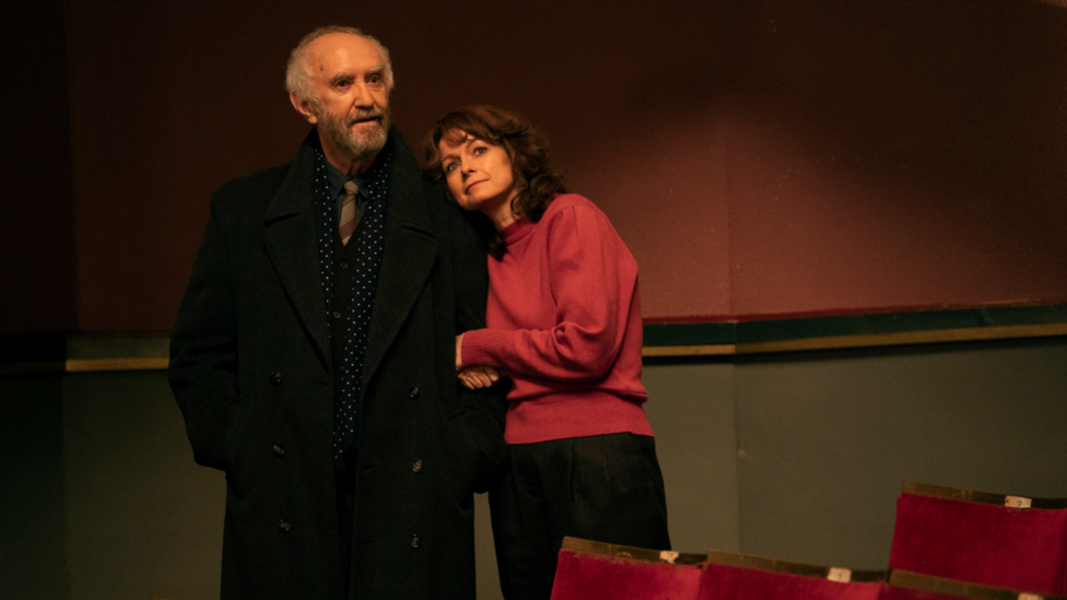 Samantha Morton a Jonathan Pryce