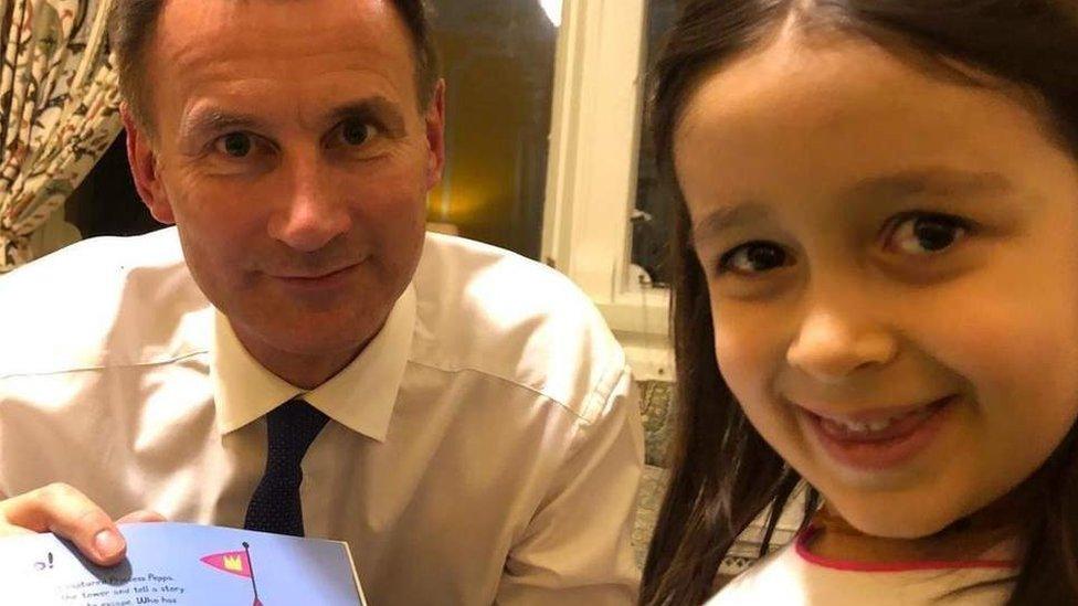 Foreign Secretary Jeremy Hunt meeting Gabriella, daughter of imprisoned British-Iranian citizen Nazanin Zaghari-Ratcliffe, during a trip to Iran, 19/11/2018.