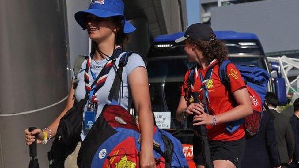 UK scouts arriving at hotel in Seoul on 5 August 2023