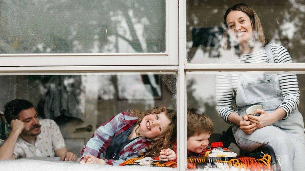 Gillian Nix, her husband Chris, and their children Alice and Otis