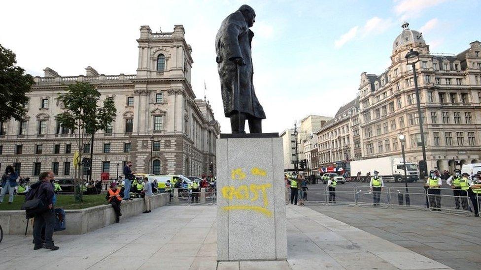 Winston Churchill statue