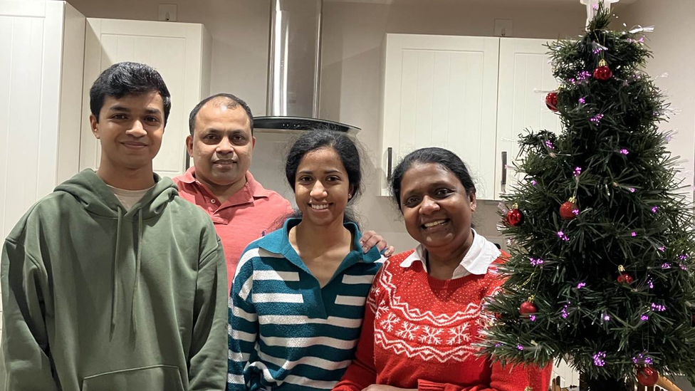 Saku Chandrasekera and family