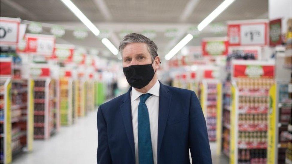 Keir Starmer at a Watford supermarket