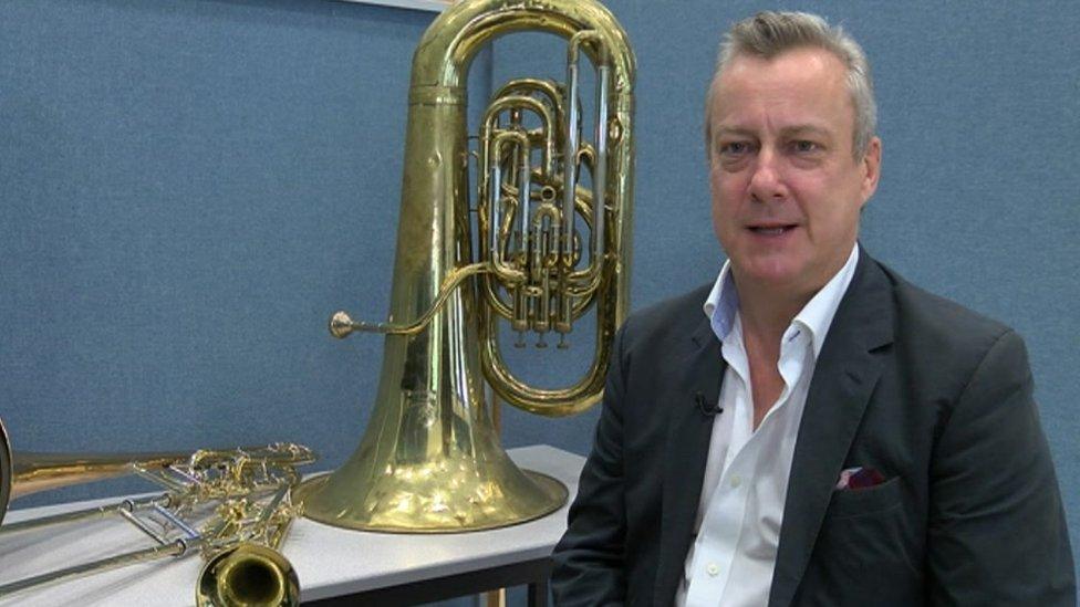 Stephen Tompkinson