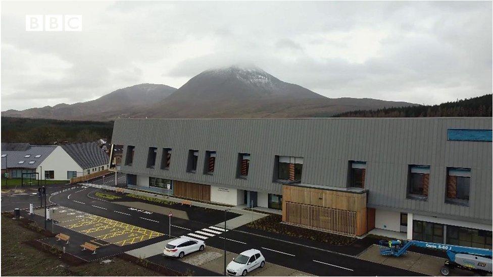 Ospadal ùr an Àth Leathainn