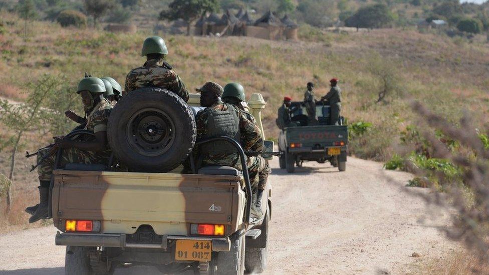 Cameroonian soldiers