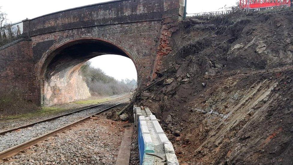 Cassington Road bridge landslip