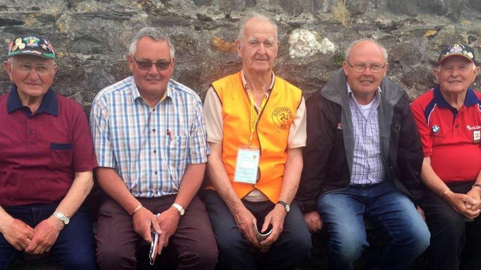 Roy Gelling and friends at the Southern 100