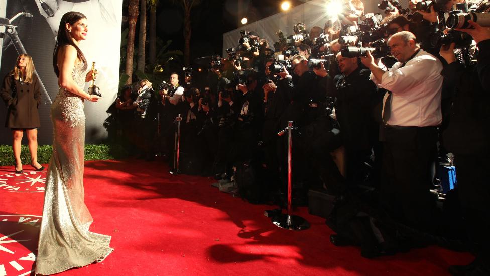 Actress Sandra Bullock attend the 2010 Vanity Fair Oscar Party hosted by Graydon Carter at the Sunset Tower Hotel on March 7, 2010 in West Hollywood, California.