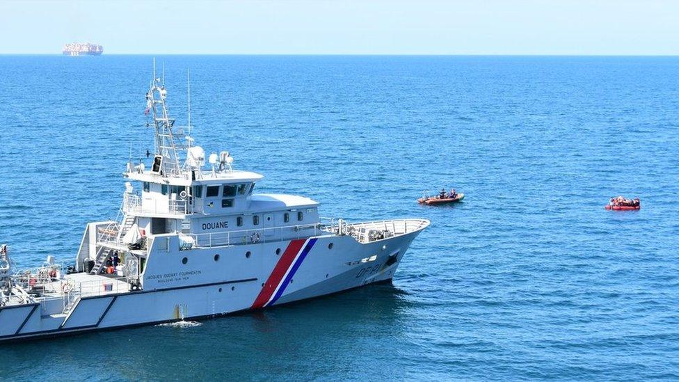 Two boats picked up by French