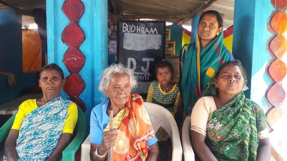 Kunwar Bai Yadav with her family