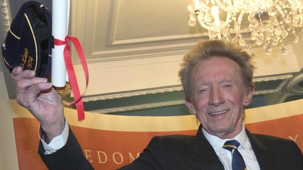 Denis Law gets Freedom of Aberdeen