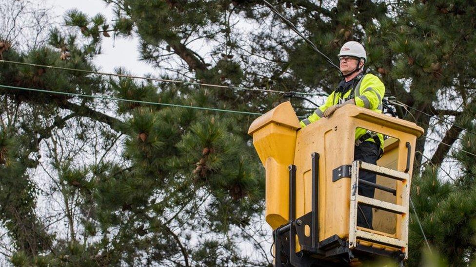 UK Power Networks workman and power cables