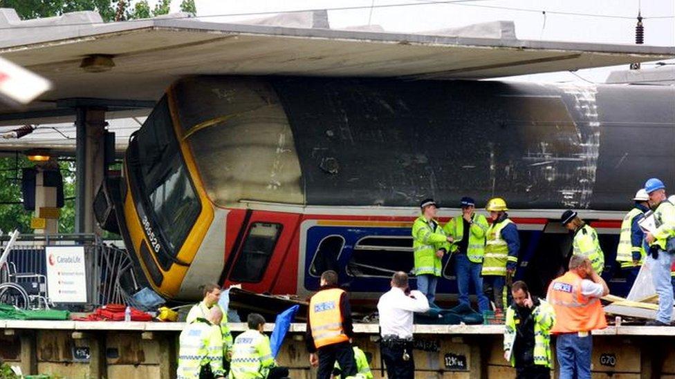 Photo of Potters Bar train crash