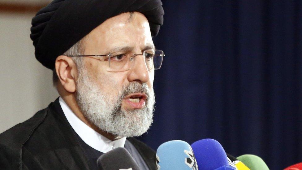 Ebrahim Raisi speaks after registering his candidacy for the Iranian presidential election in Tehran (15 May 2021)