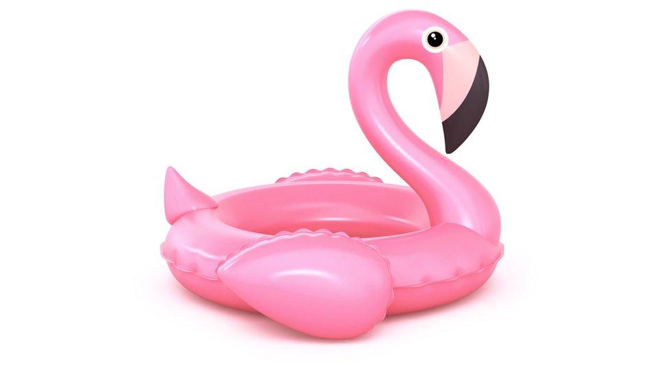 Inflatable flamingo