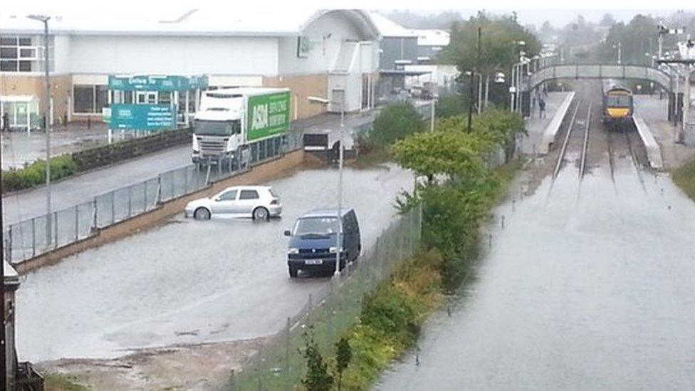 Elgin floods