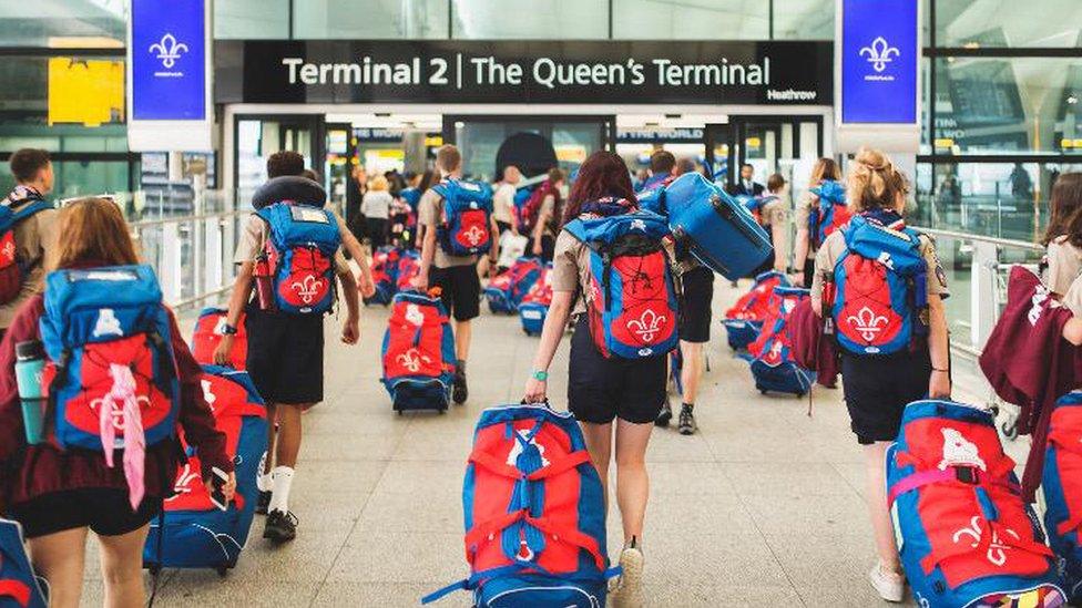 scouts-at-airport.