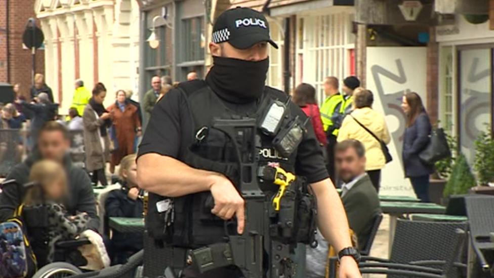 Armed officer in Hull street