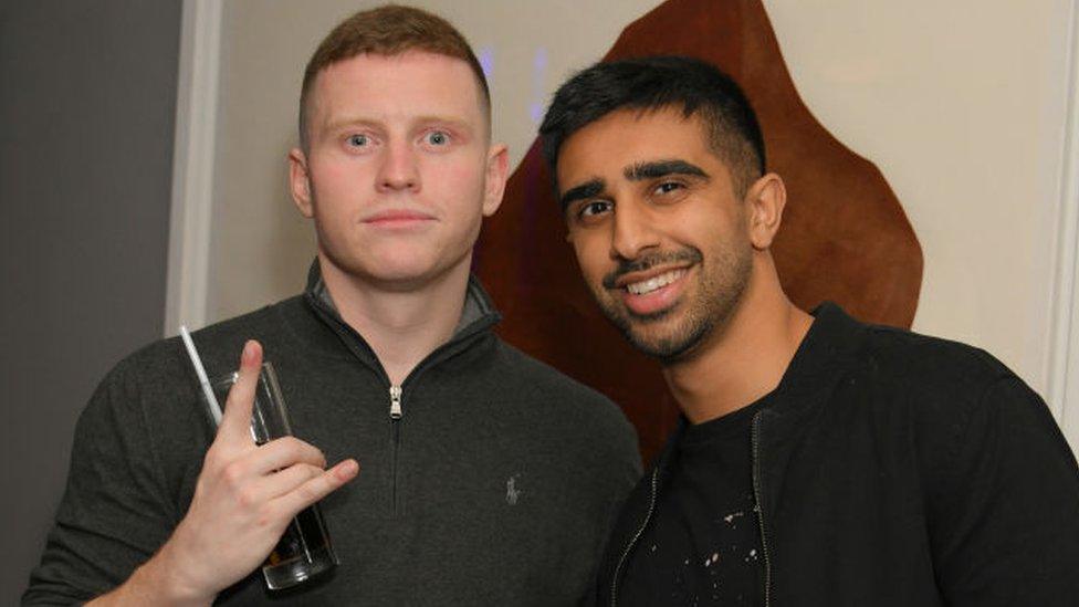 Vik with fellow Sidemen member Behzinga