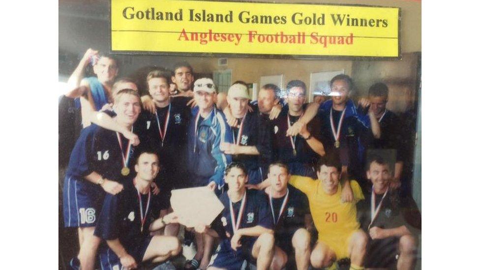 GOTLAND football winners 1999.jpg