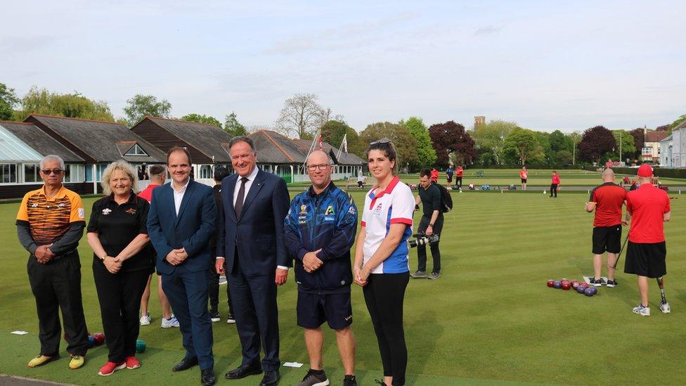 Tuan Syed (Malaysian Bowls Team), Hazel Wilson (Bowls Wales), Cllr Liam Bartlett (WDC Culture, Tourism & Leisure Portfolio), Cllr Andrew Day (WDC Leader), Gary Willis (Bowls Australia), Laura Holden (Bowls England)