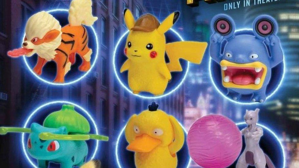 Burger-King-detective-Pikachu-toys.